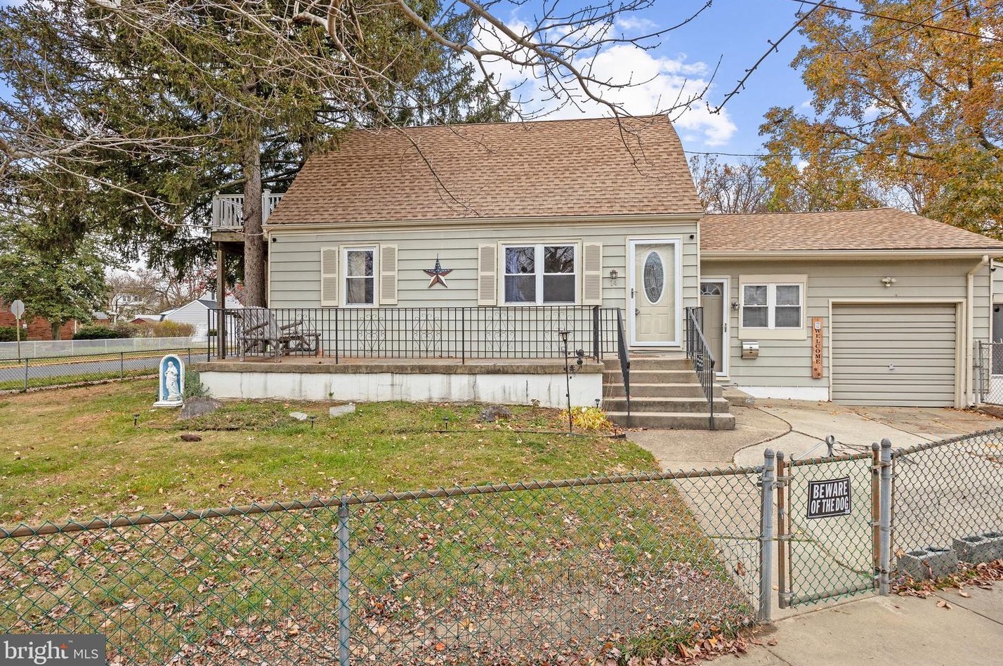 14 Bergen Ave, Gloucester, NJ 08031