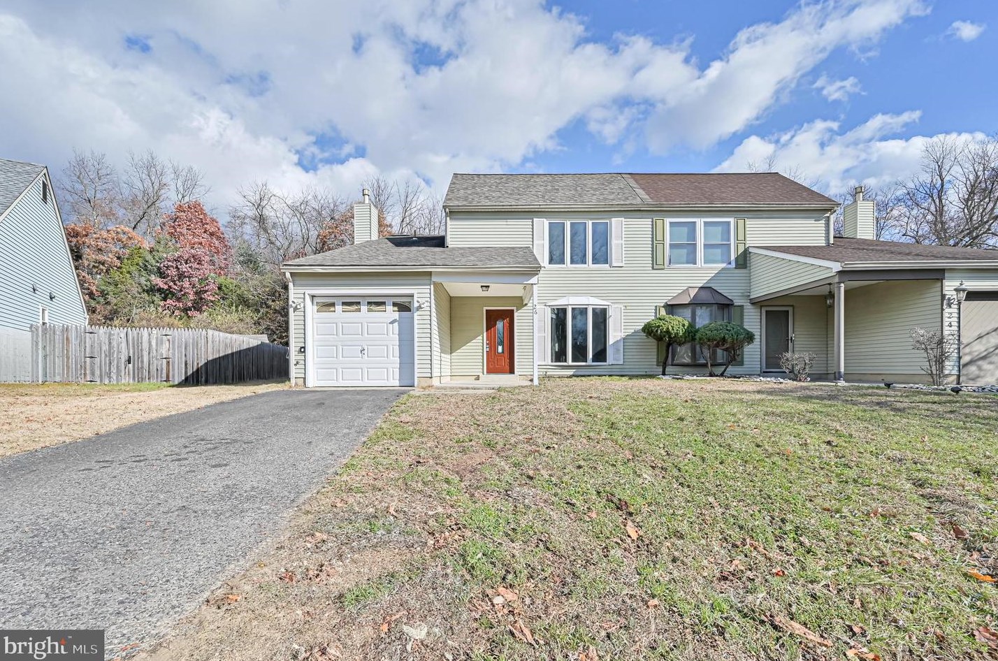 26 Dickenson Dr, Erial, NJ 08081