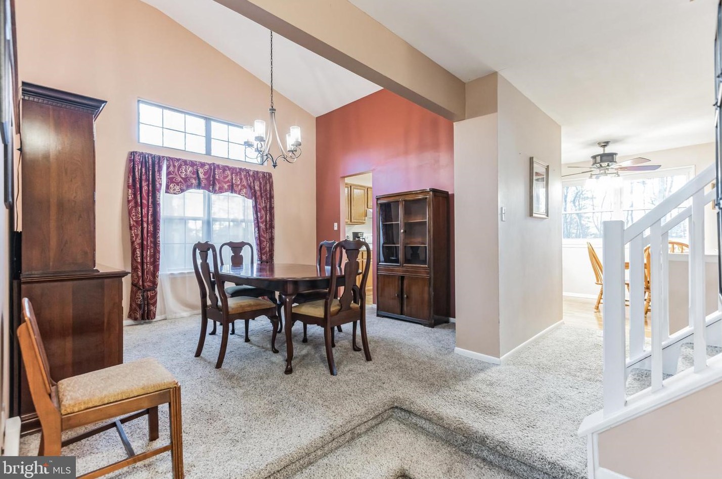 3 Redstone Ridge, Franklin Township, NJ 08043