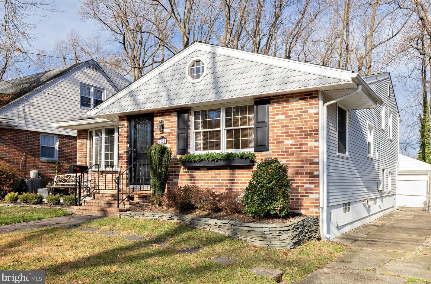 1725 Prospect Ridge Blvd, Haddon Heights, NJ 08035-1136