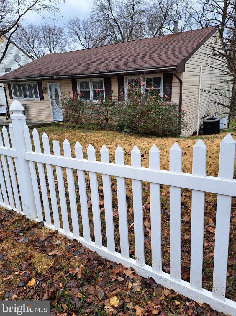 954 Central Ave, Runnemede, NJ 08078