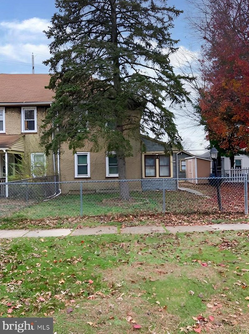 225 N Hannevig Ave, Gloucester, NJ 08030