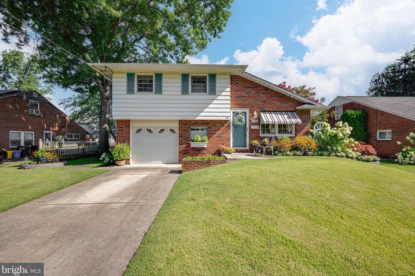 955 Chesterfield Rd, Tavistock, NJ 08033