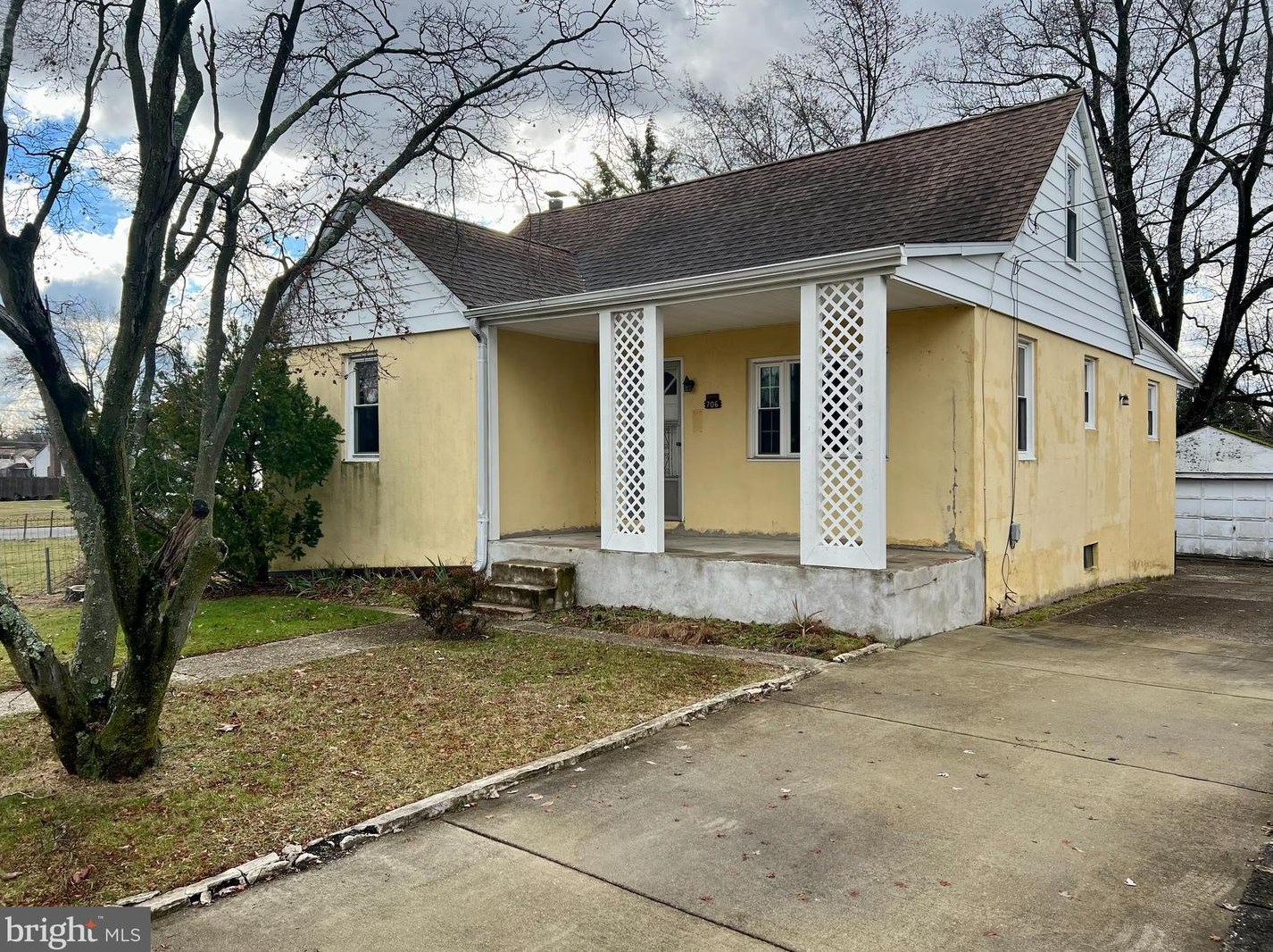708 Station Ave, Glendora, NJ 08029