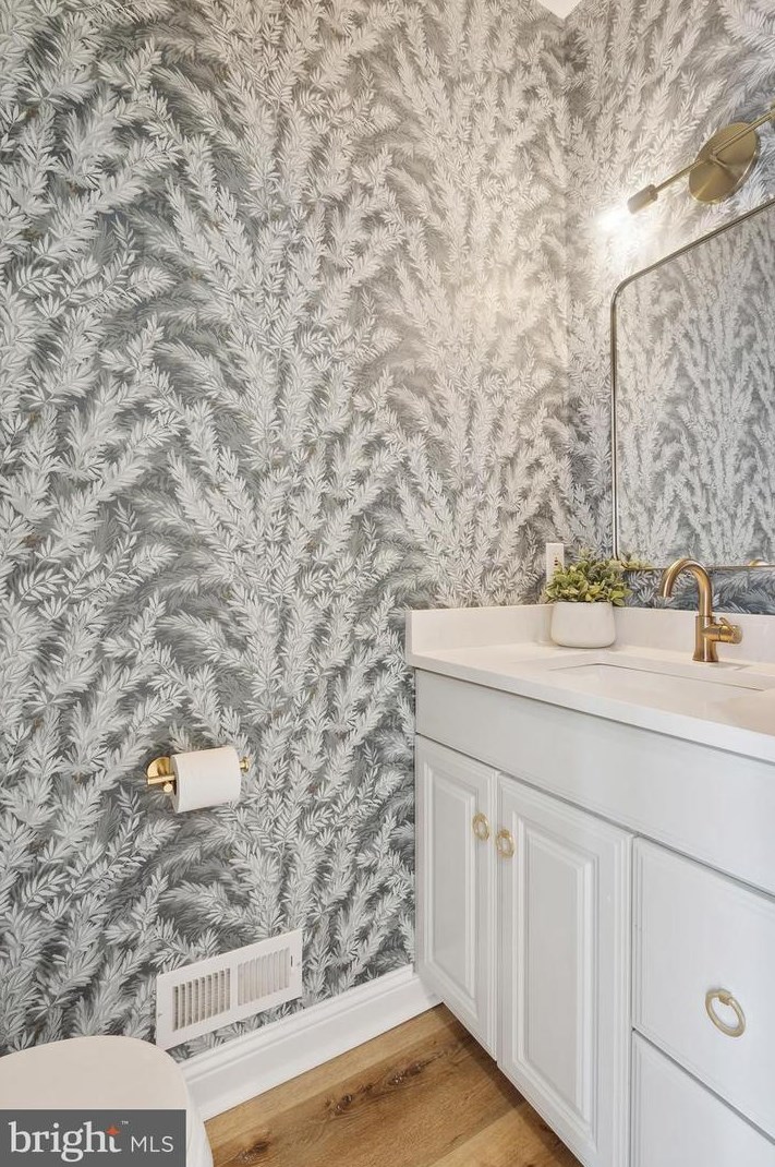 439 Melrose Ave, Camden NJ  08108-2519 exterior