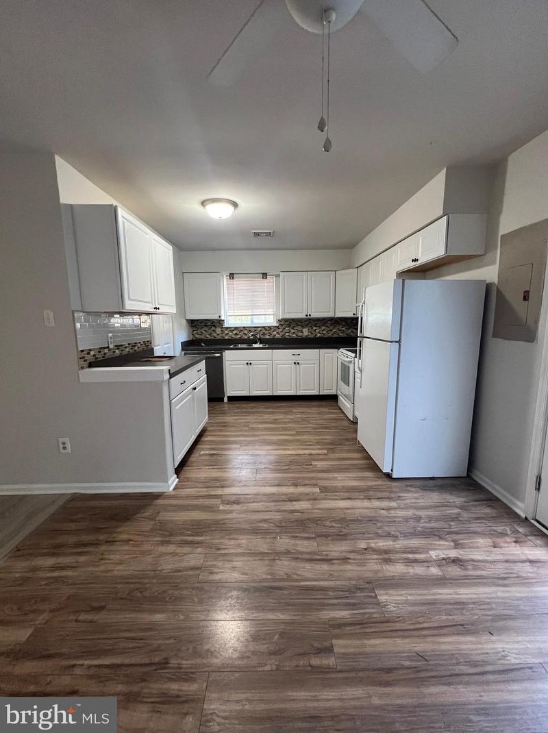 468 Cooper Folly Rd, Waterford Township NJ  08004-2437 exterior