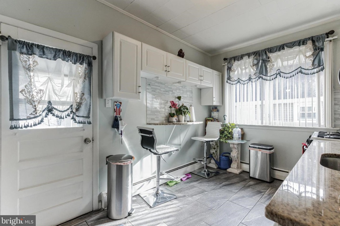 1728 Lexington Ave, Camden NJ  08110-2806 exterior