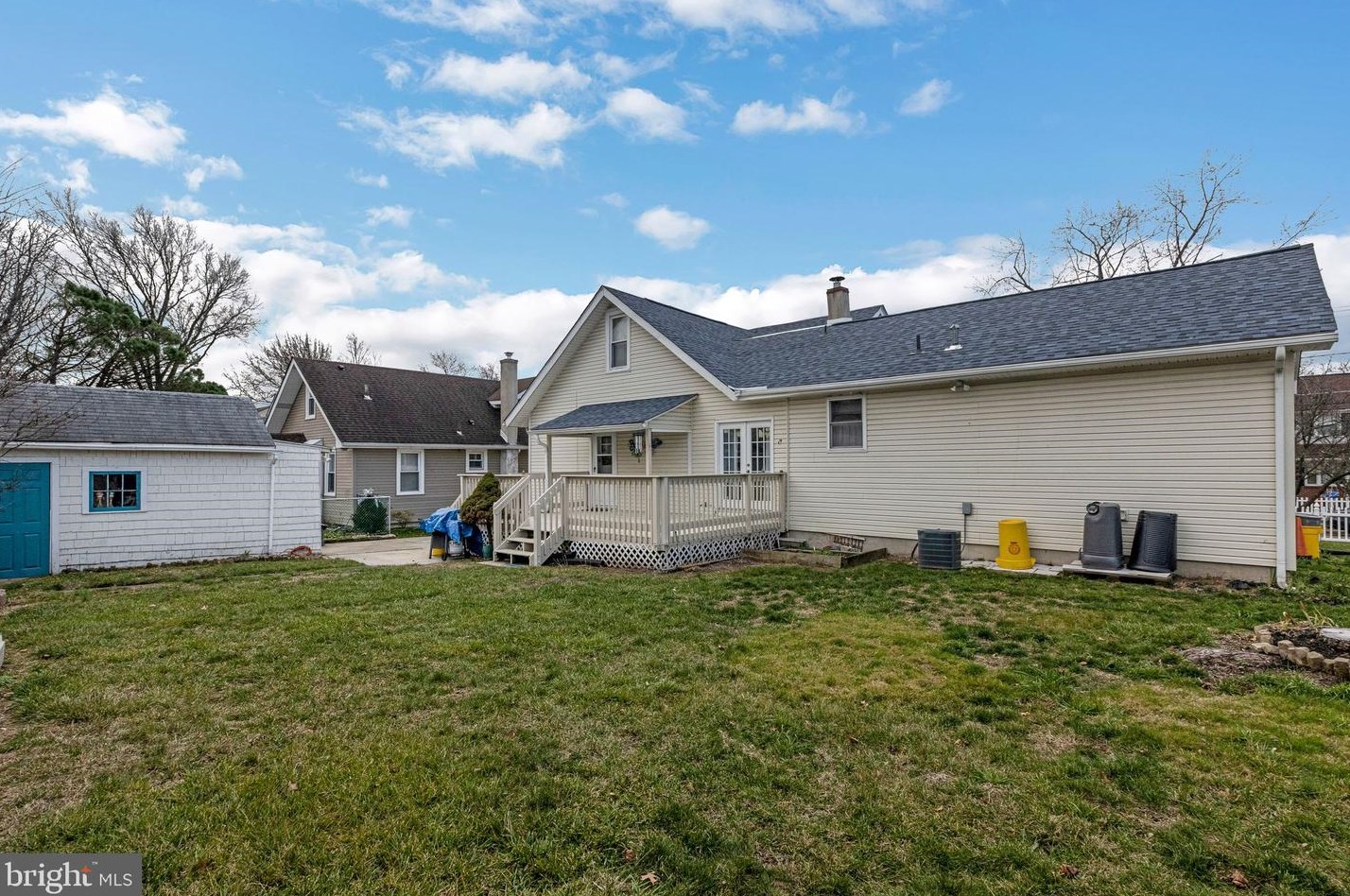 1728 Lexington Ave, Camden NJ  08110-2806 exterior