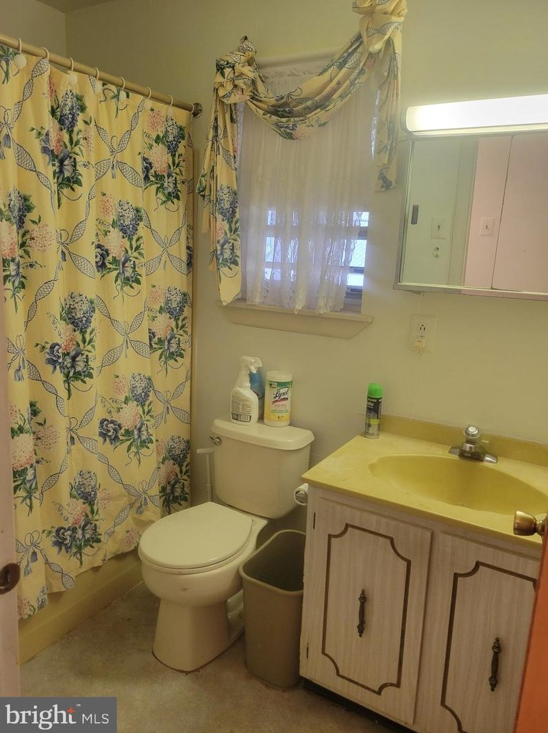 238 Elmtowne Blvd, Elm NJ  08037-2538 exterior