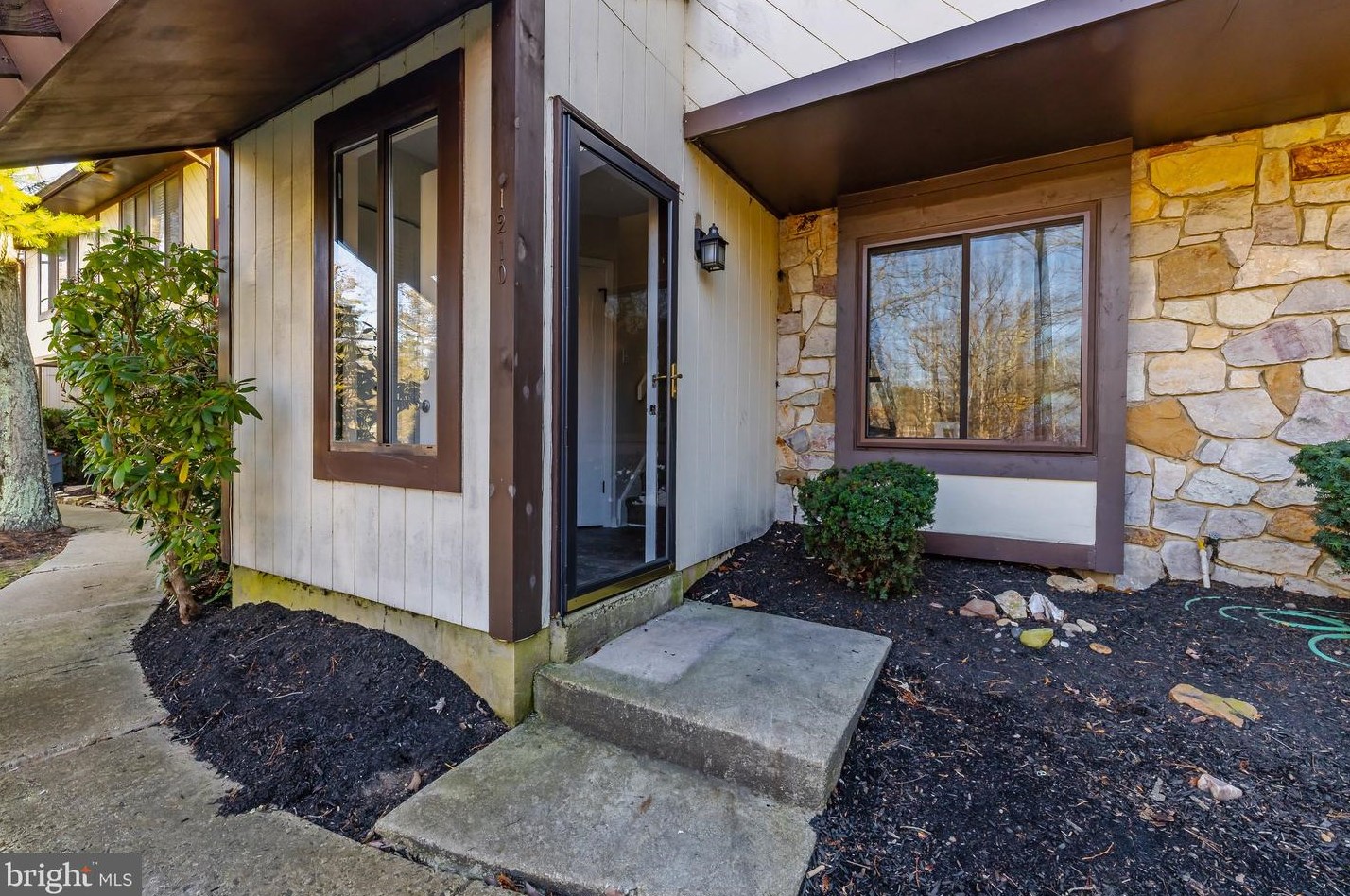 1210 Thackery Ct, Erial NJ  08081-1131 exterior