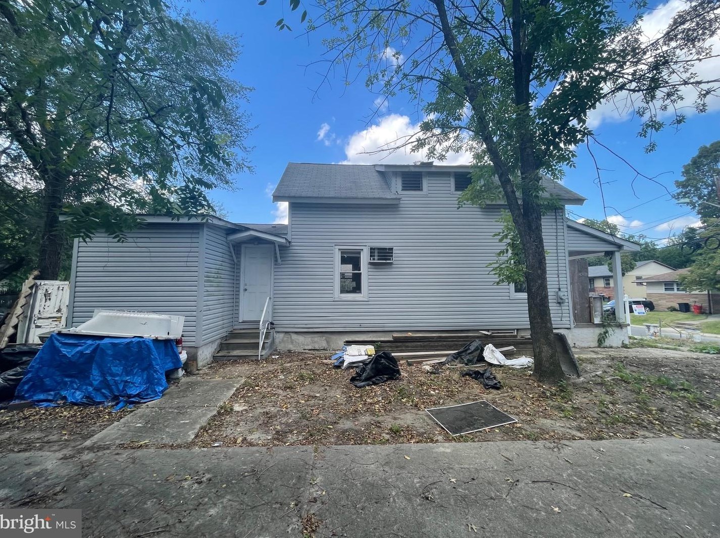 124 Thomas Ave, Lawnside NJ  08045-1548 exterior