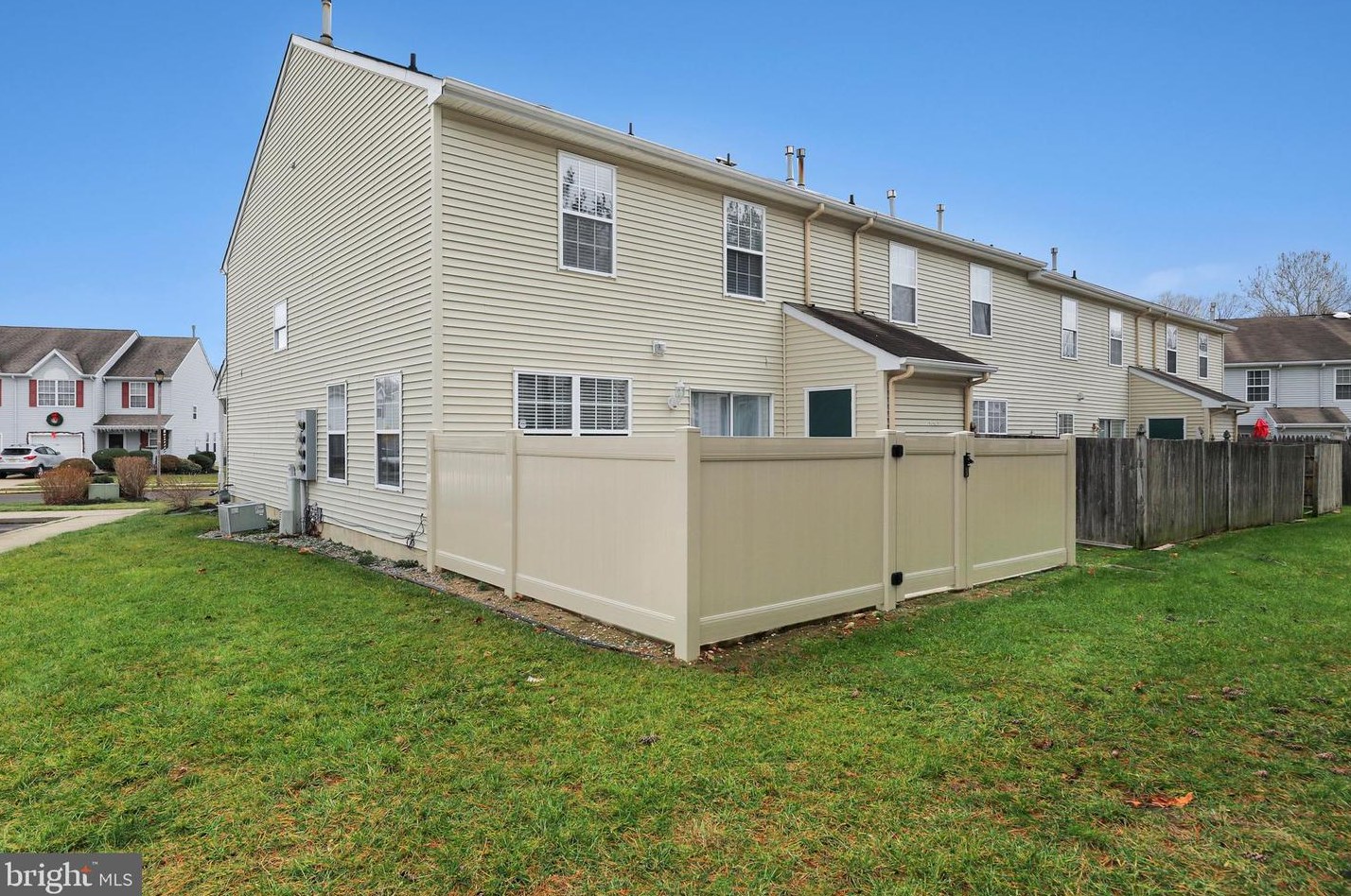 1804 Mason Run, Pine Hill NJ  08021-7607 exterior