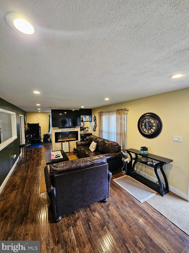 10 Aberdale Ln, Erial, NJ 08081-1708
