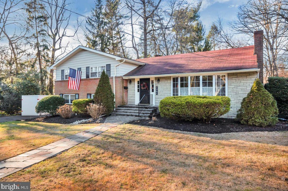 405 Evergreen Ave, Camden, NJ 08108