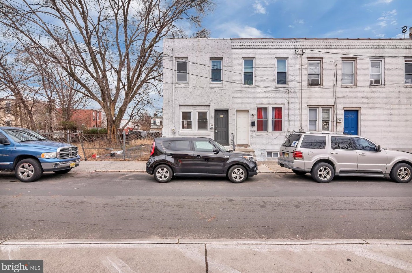 2160 Berwick St, Camden NJ  08105-1829 exterior