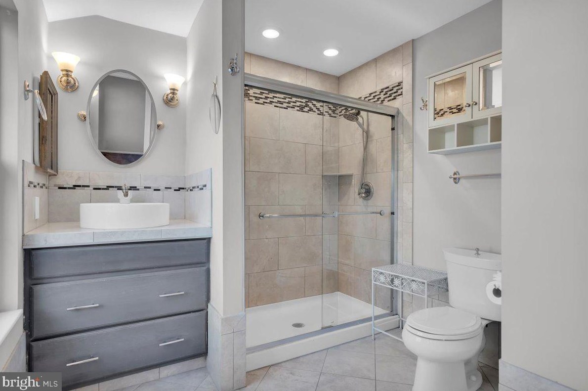 72 Sofia Dr, Blenheim NJ  08012-5359 exterior