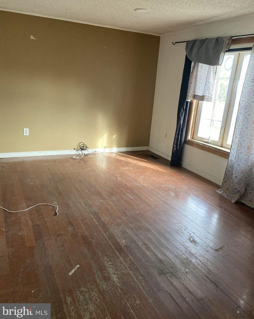 157 Jarvis Rd, Erial, NJ 08081-2185