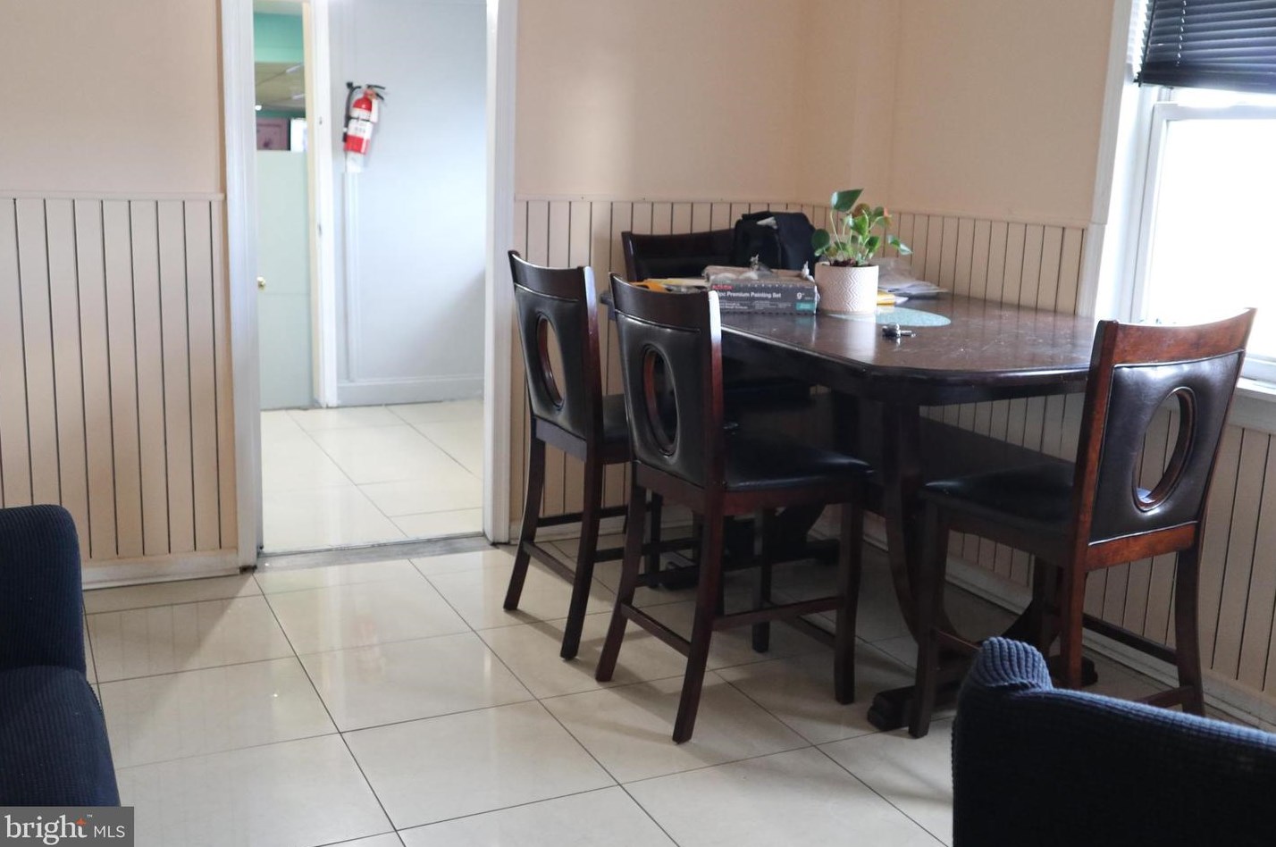 2929 Thompson St, Camden NJ  08105-1337 exterior