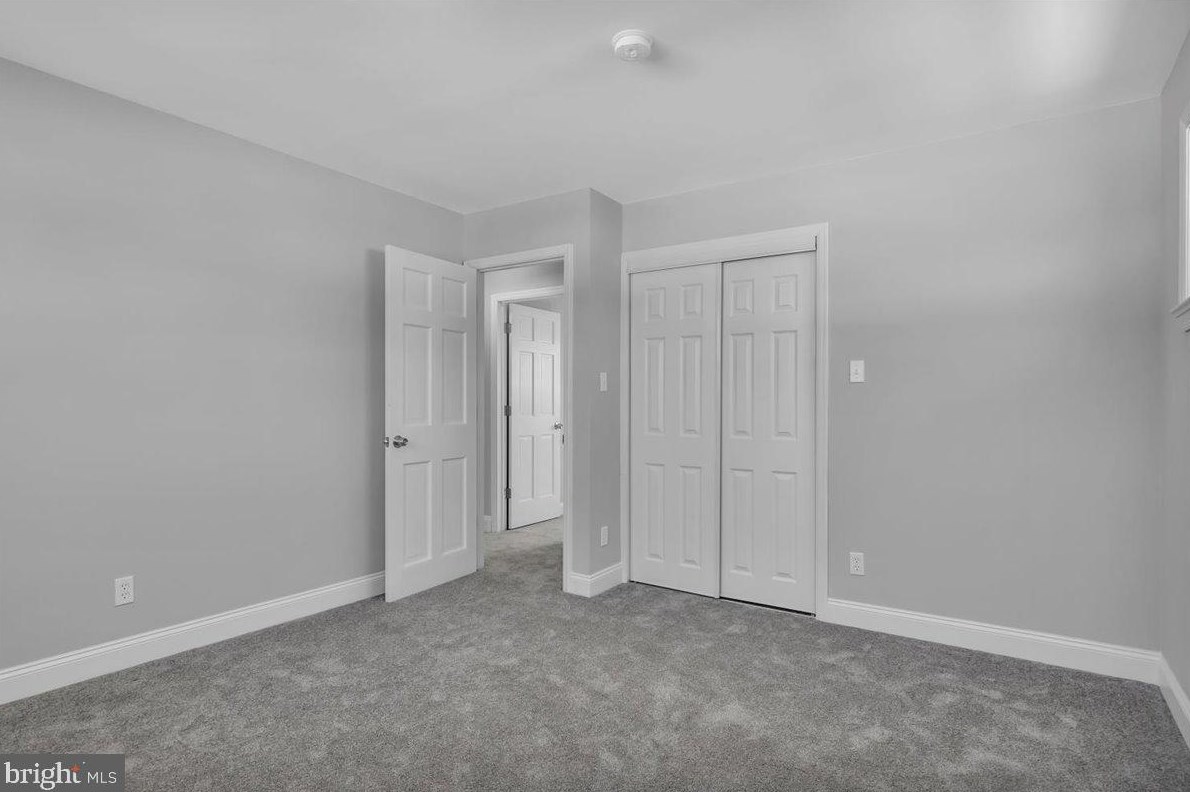 5 Crest Ave, Berlin Boro NJ  08009-1105 exterior