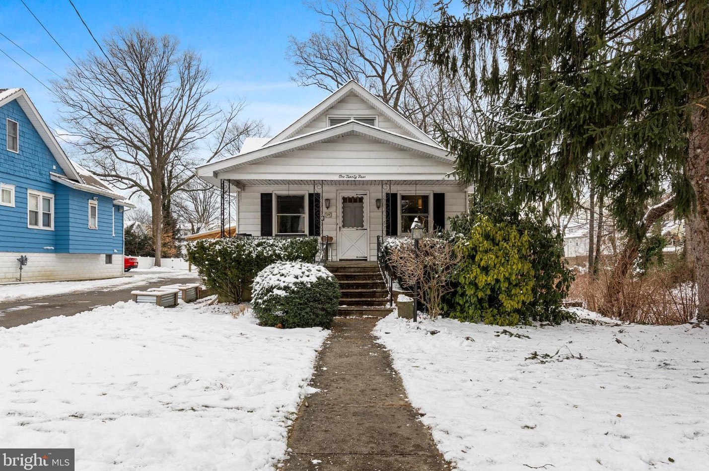 124 E Bettlewood Ave, Camden, NJ 08107