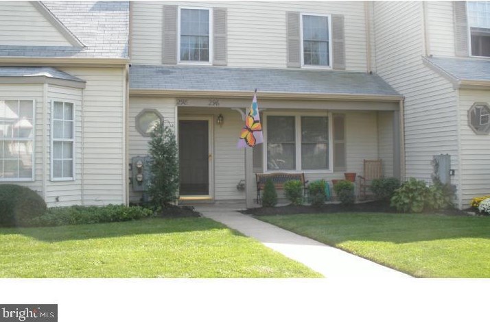 296 Knoll Dr, Blenheim, NJ 08012