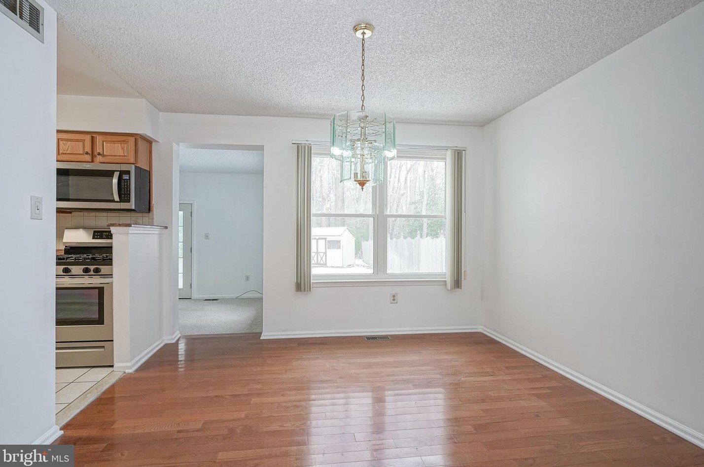 24 Acorn Ct, Erial NJ 08081-9251 exterior