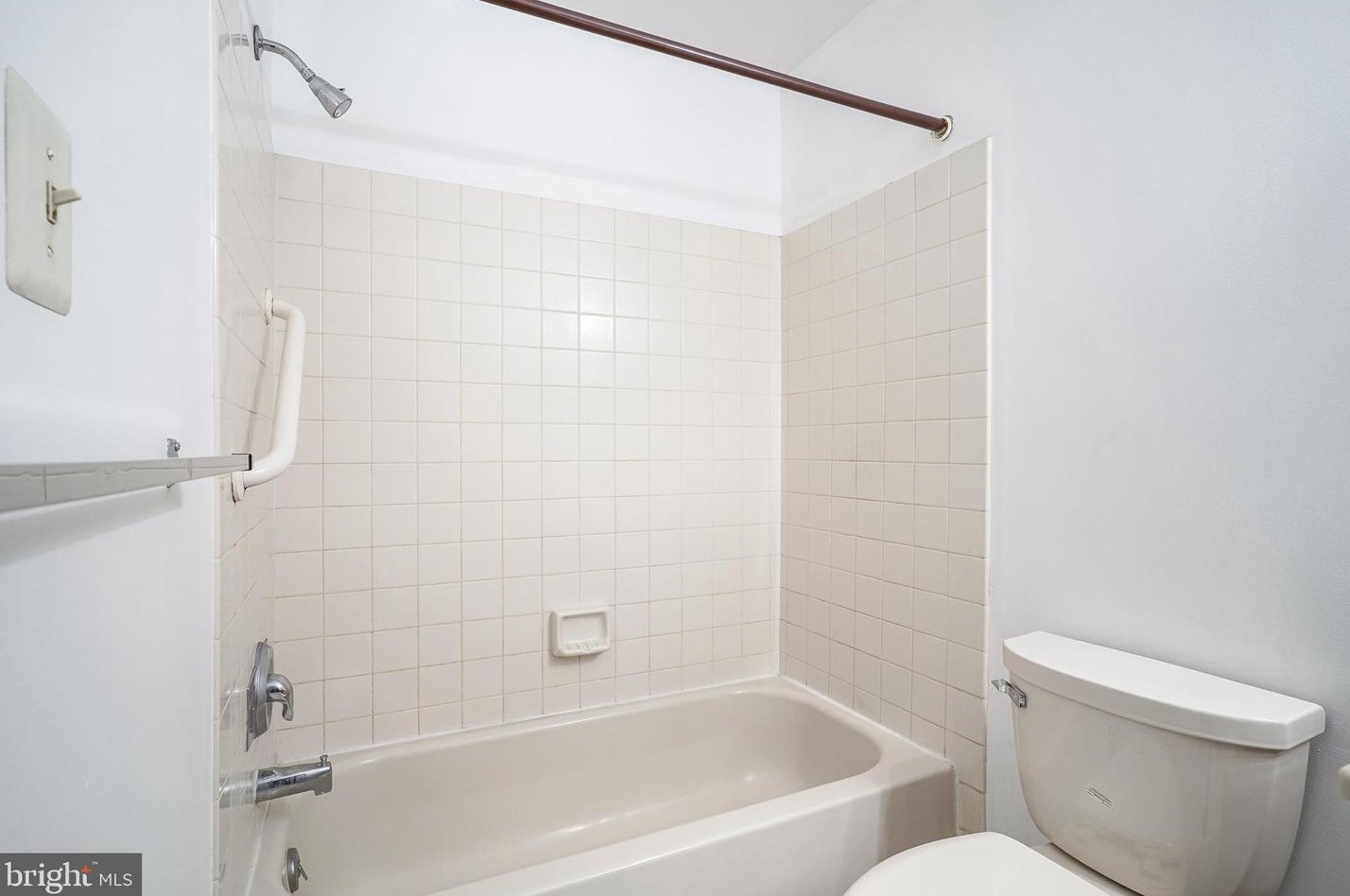 24 Acorn Ct, Erial NJ 08081-9251 exterior