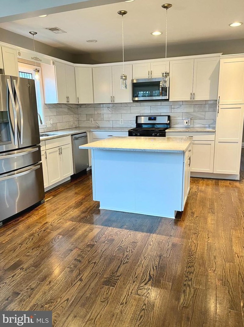 212 Highland Ave, Haddon Heights, NJ 08035