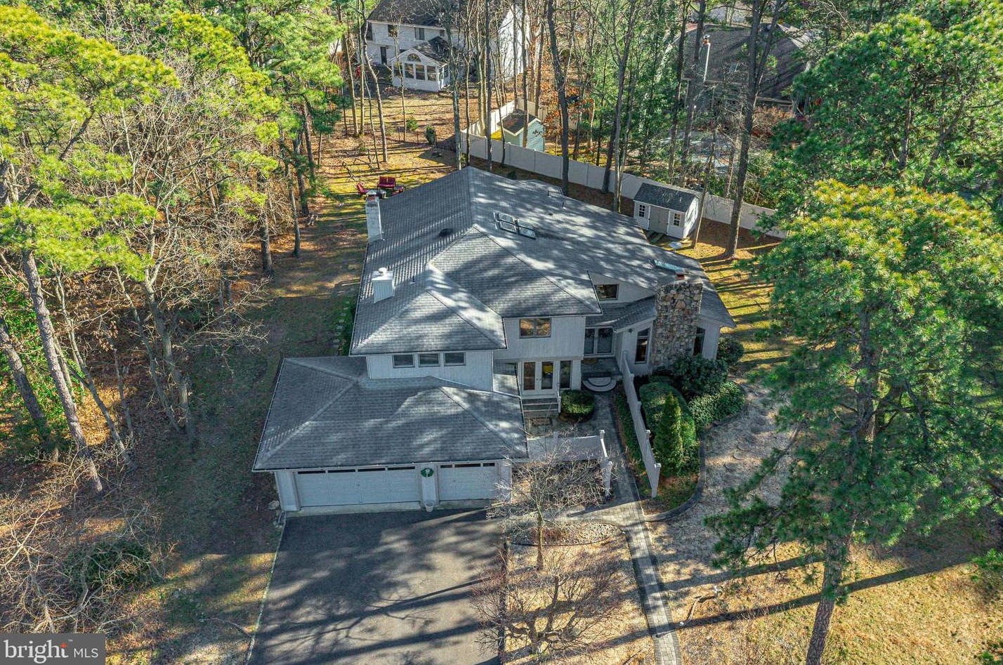 3 Bexley Ct, Franklin Township, NJ 08043