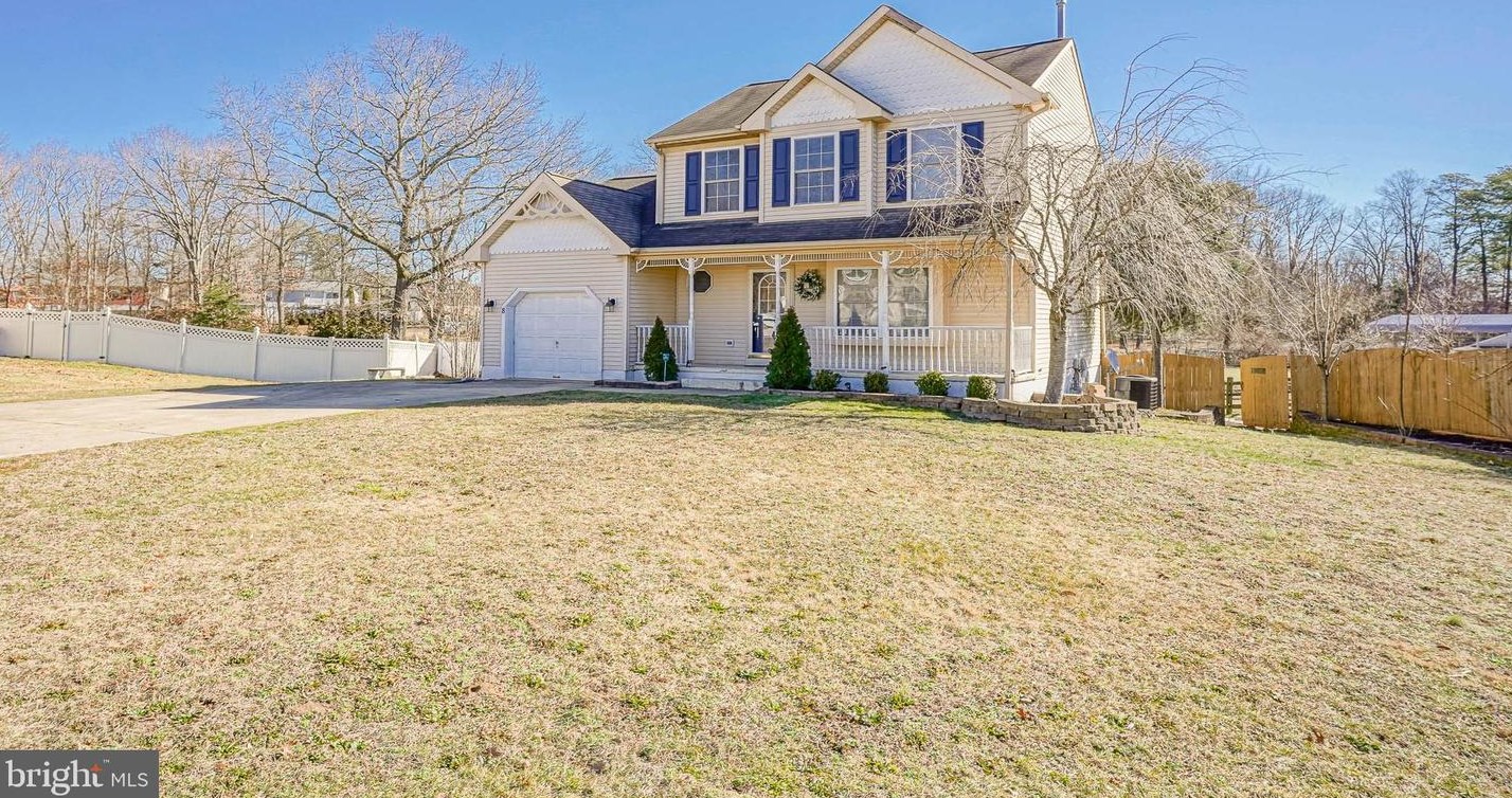 8 Willow Ct, Erial, NJ 08081