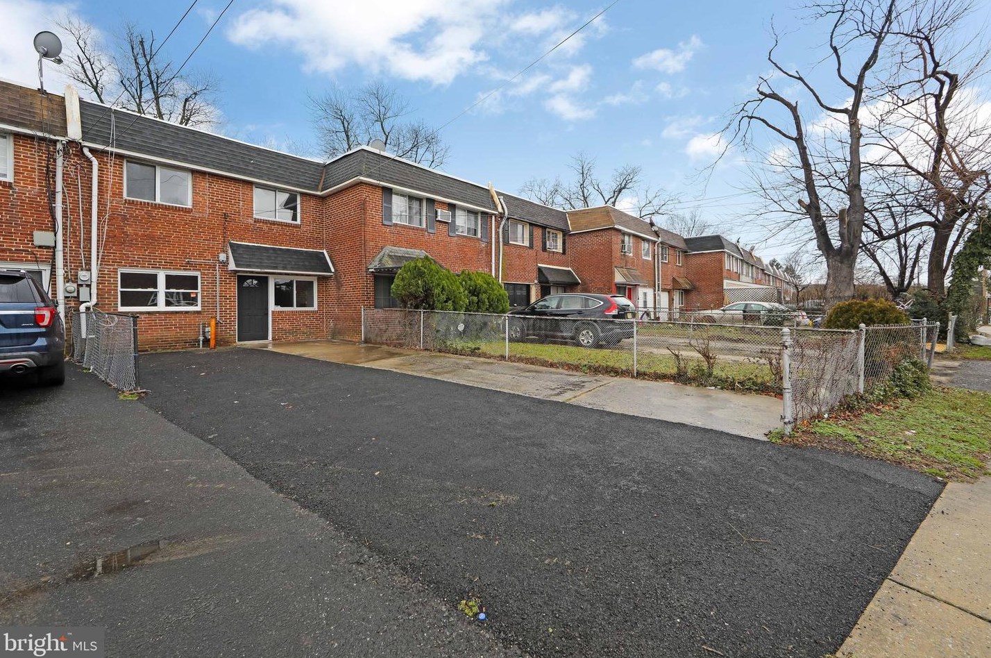 1149 Macarthur Dr, Camden, NJ 08104