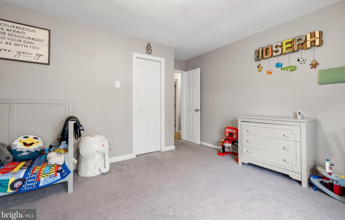 127 Holly Ave, Camden NJ  08107-1117 exterior