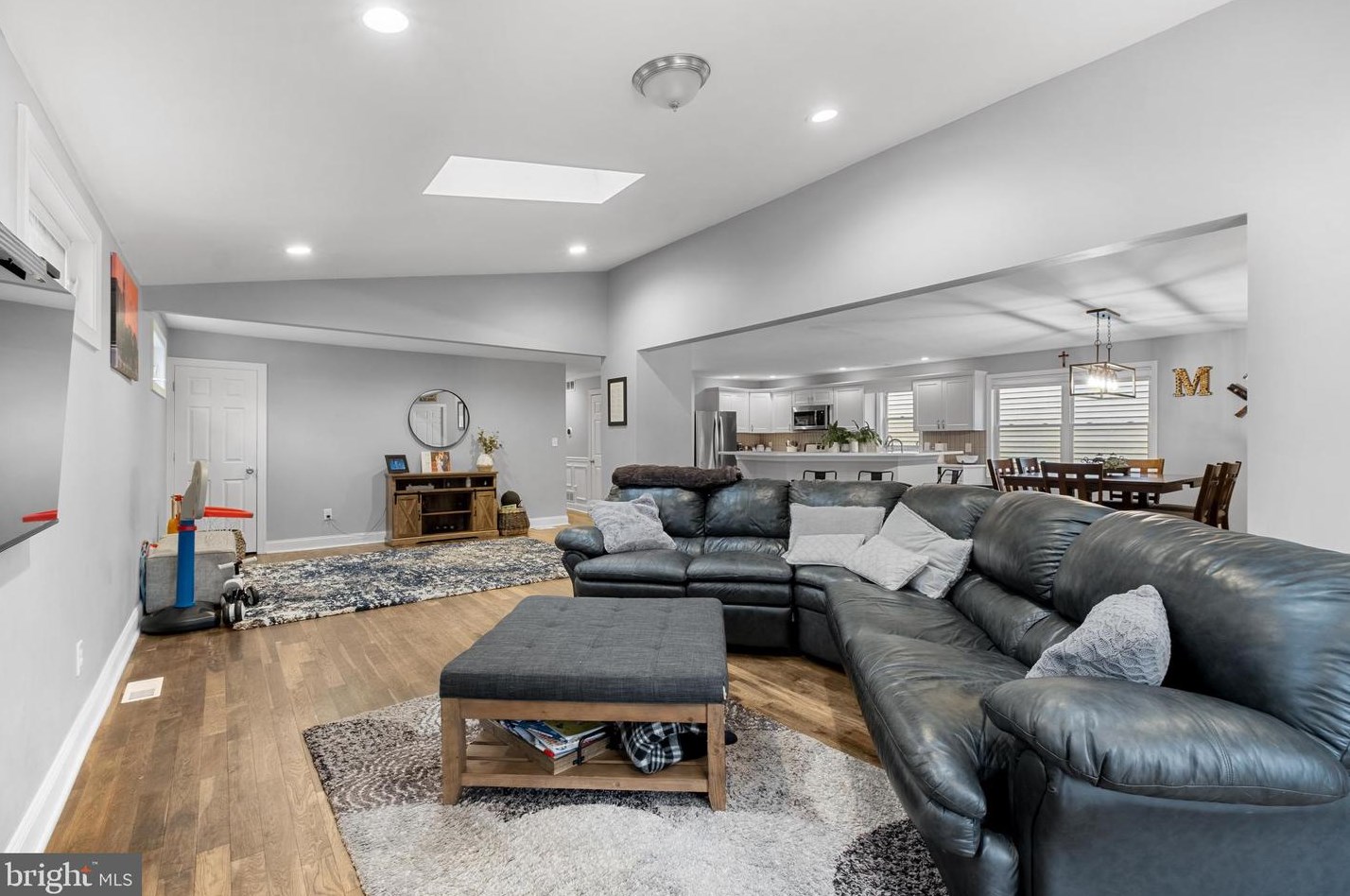 127 Holly Ave, Camden NJ  08107-1117 exterior