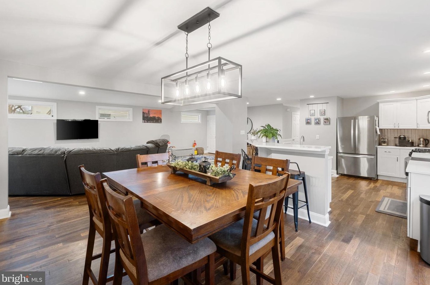 127 Holly Ave, Camden NJ  08107-1117 exterior