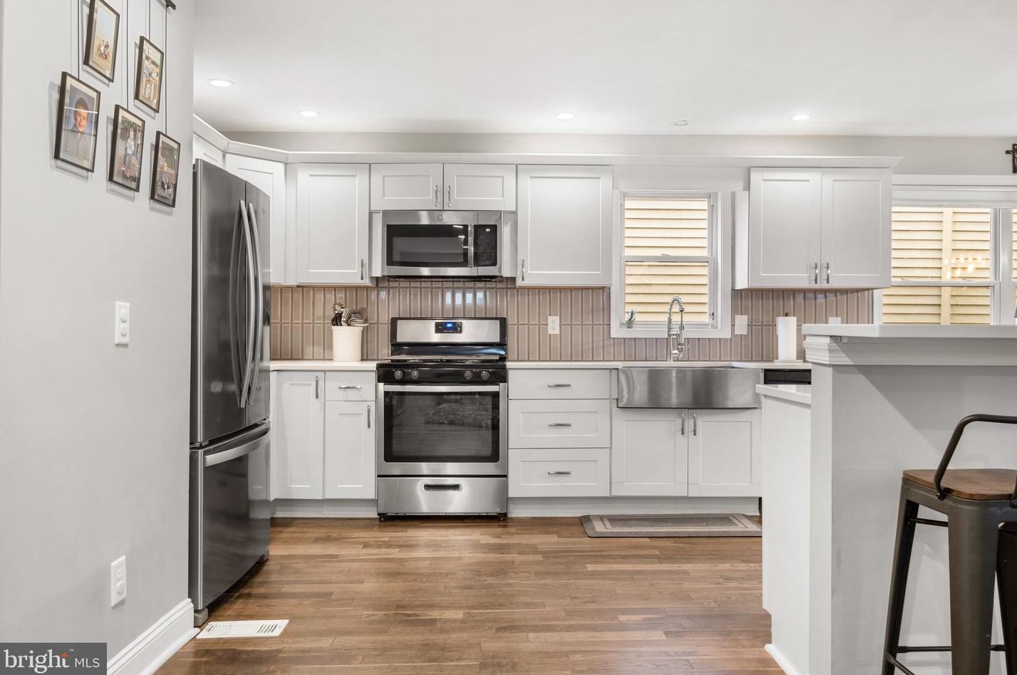 127 Holly Ave, Camden NJ  08107-1117 exterior