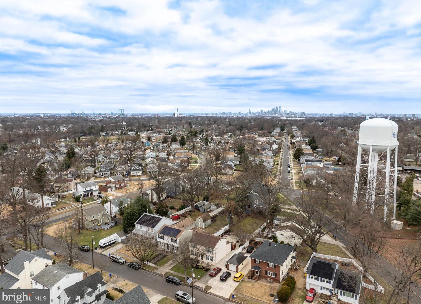 127 Holly Ave, Camden NJ  08107-1117 exterior