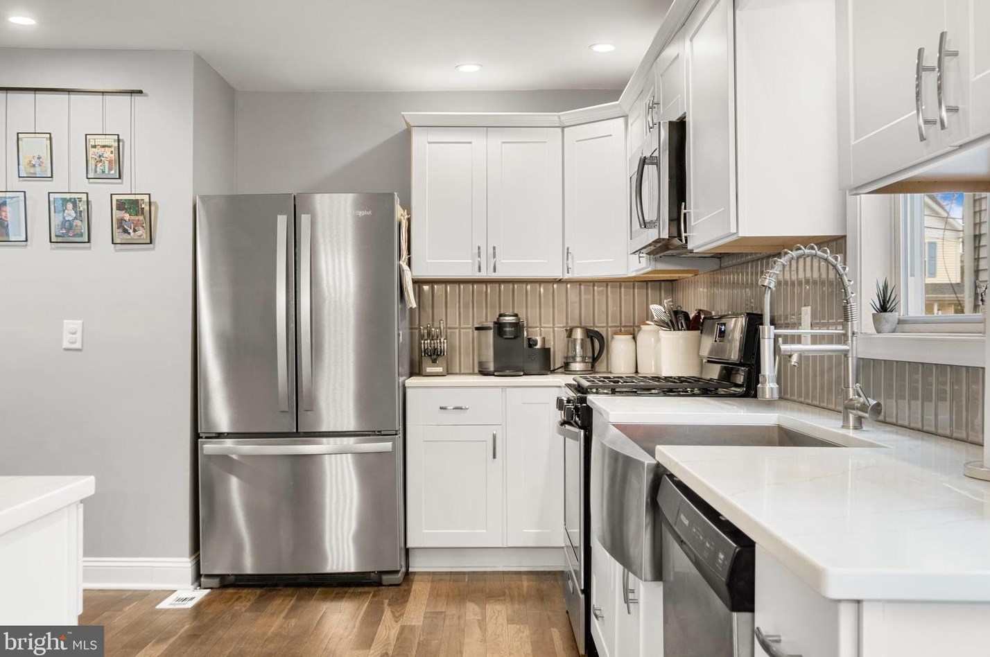 127 Holly Ave, Camden NJ  08107-1117 exterior