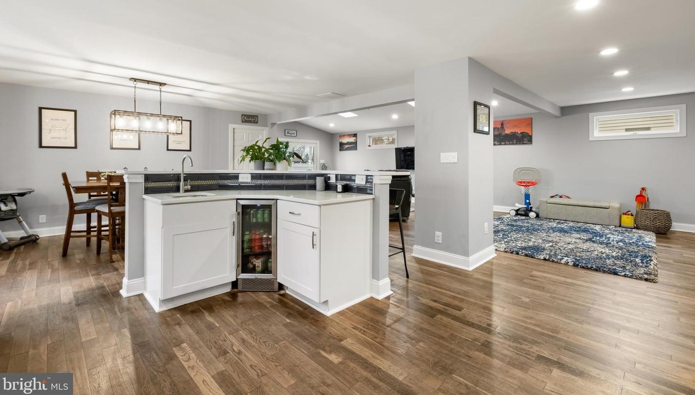 127 Holly Ave, Camden NJ  08107-1117 exterior