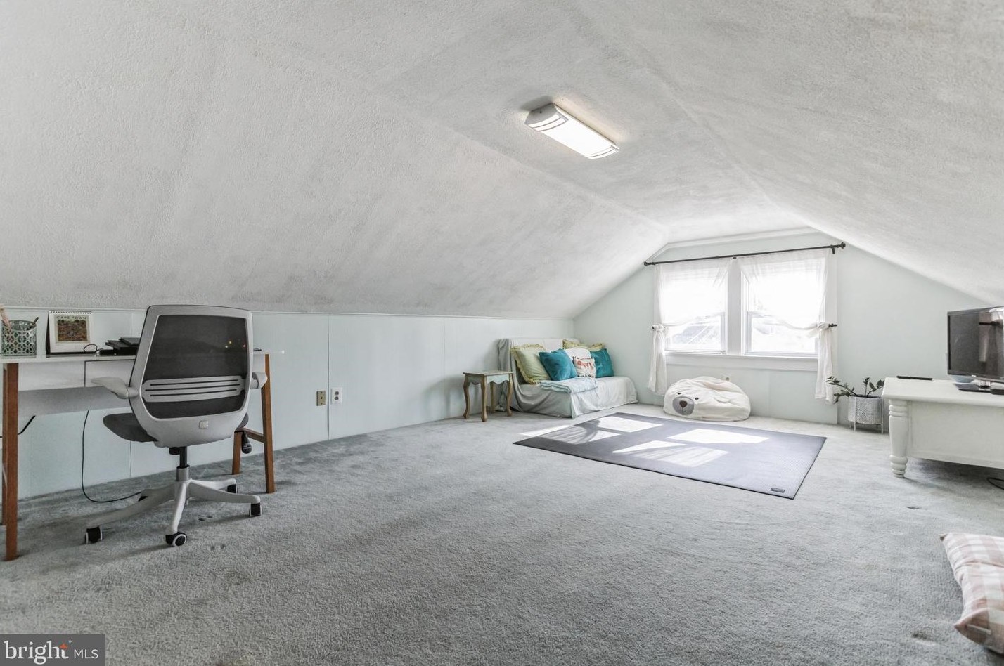 109 Holly Ave, Camden NJ  08107-1117 exterior