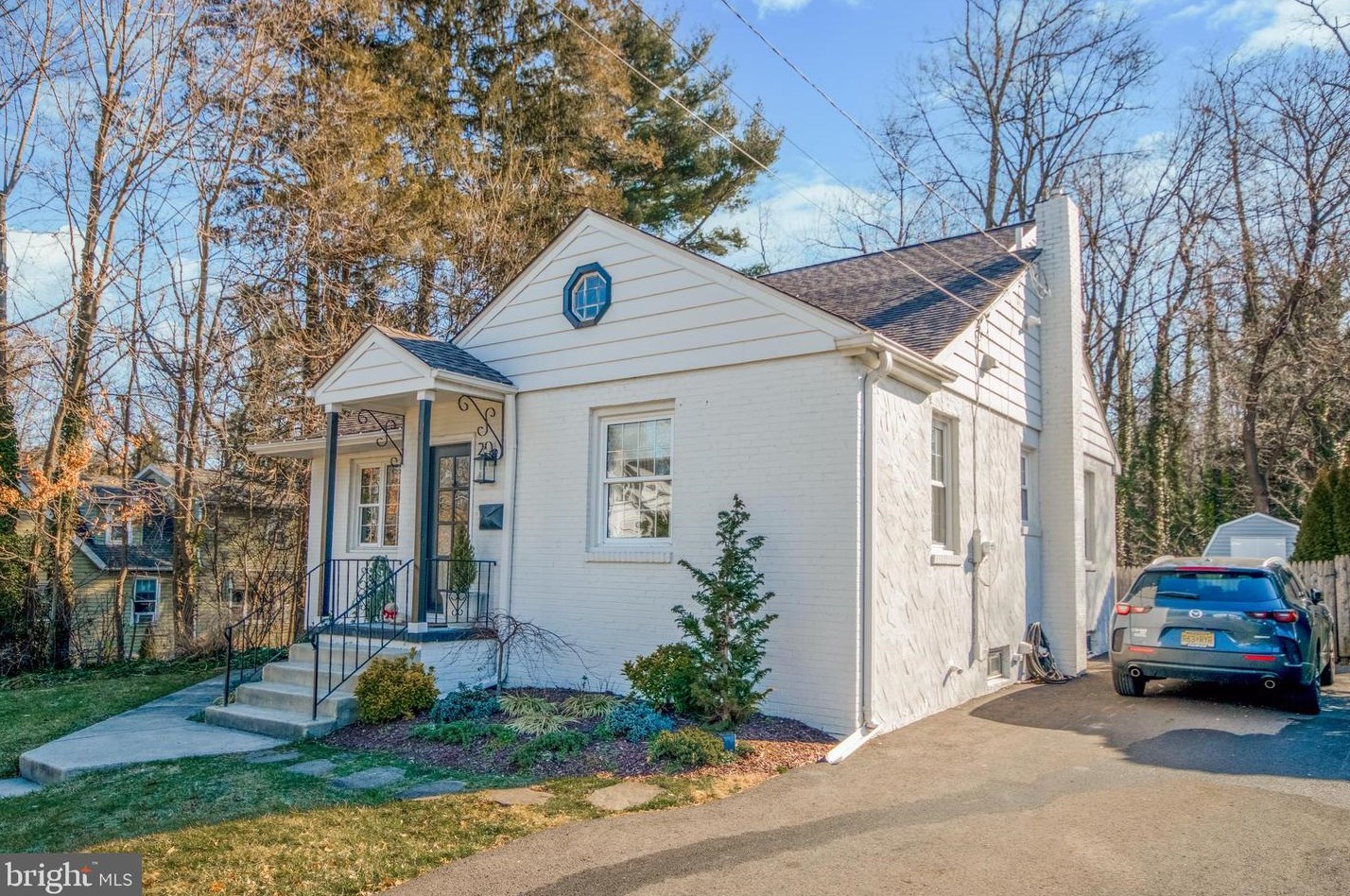 214 Chestnut Ave, Camden NJ  08109-2049 exterior