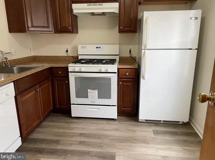 15 Newton Ave, Camden NJ  08107-1439 exterior