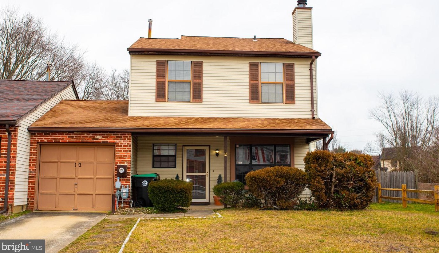 12 Hampton Gate Dr, Erial, NJ 08081