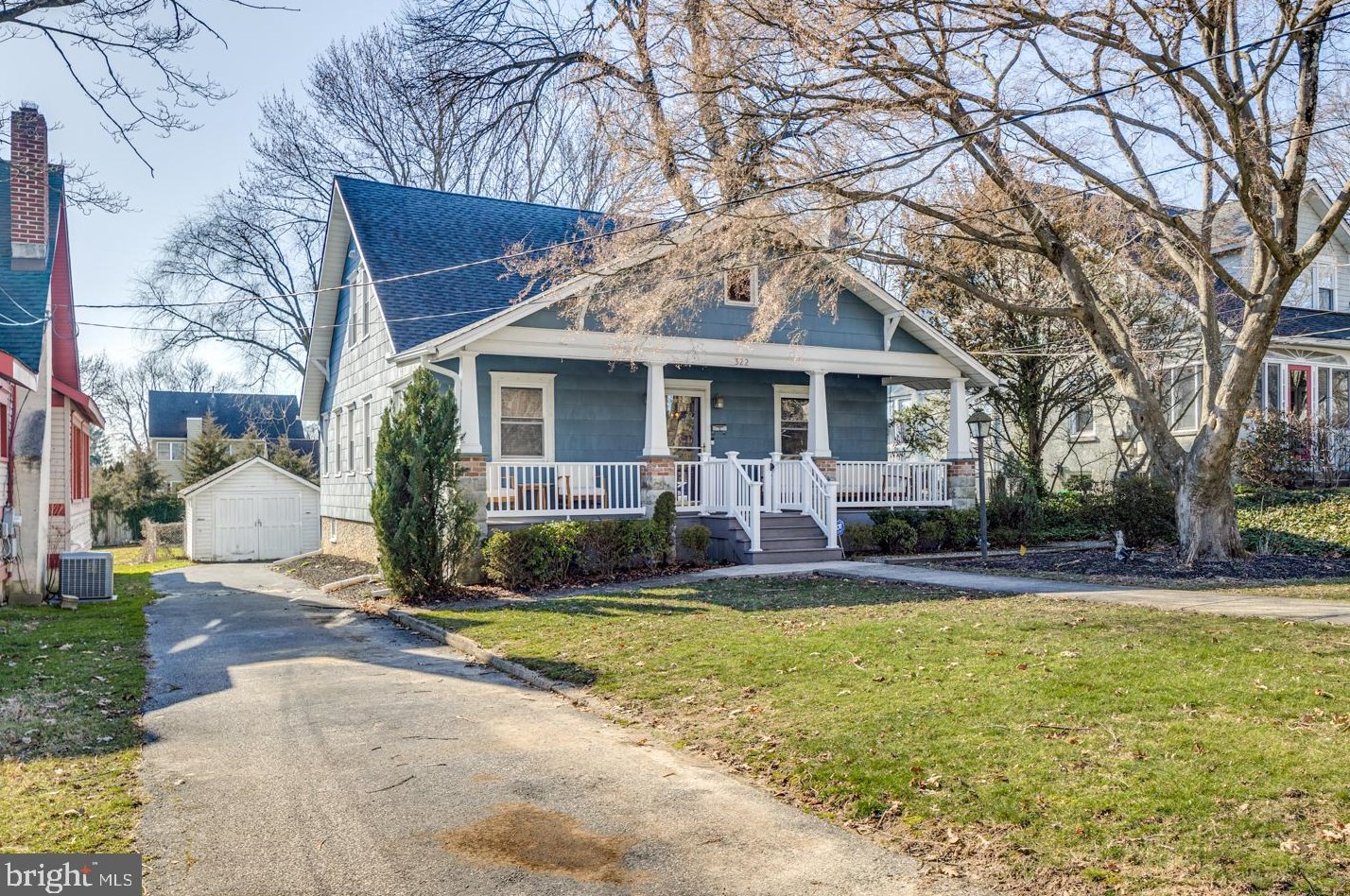 322 8th Ave, Haddon Heights, NJ 08035
