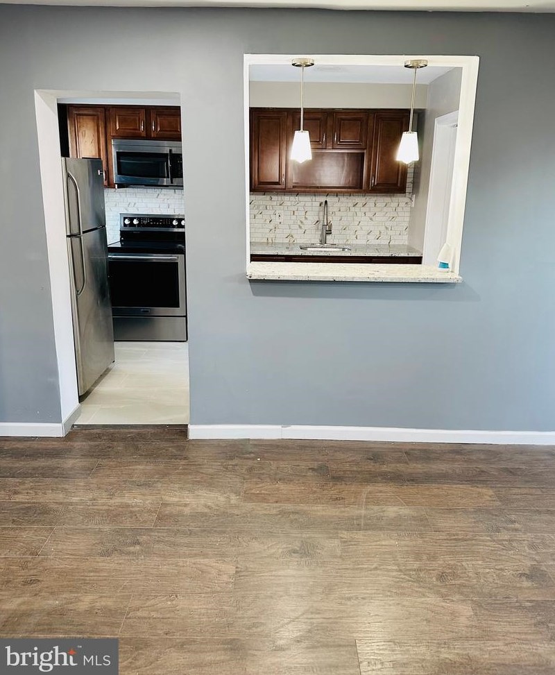 1338 Browning St, Camden NJ  08104-2012 exterior