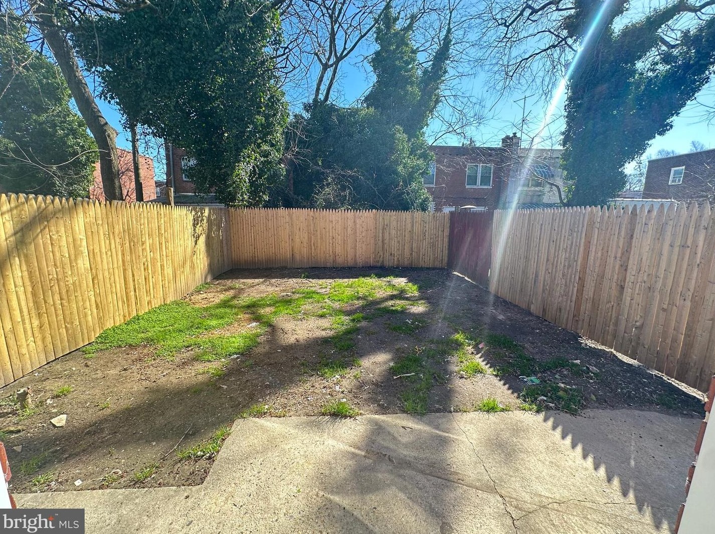 1338 Browning St, Camden NJ  08104-2012 exterior