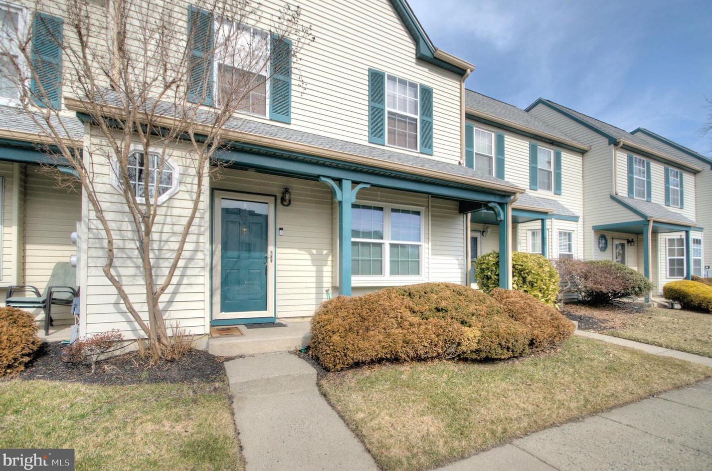 22 Knoll Dr, Blenheim, NJ 08012-5409