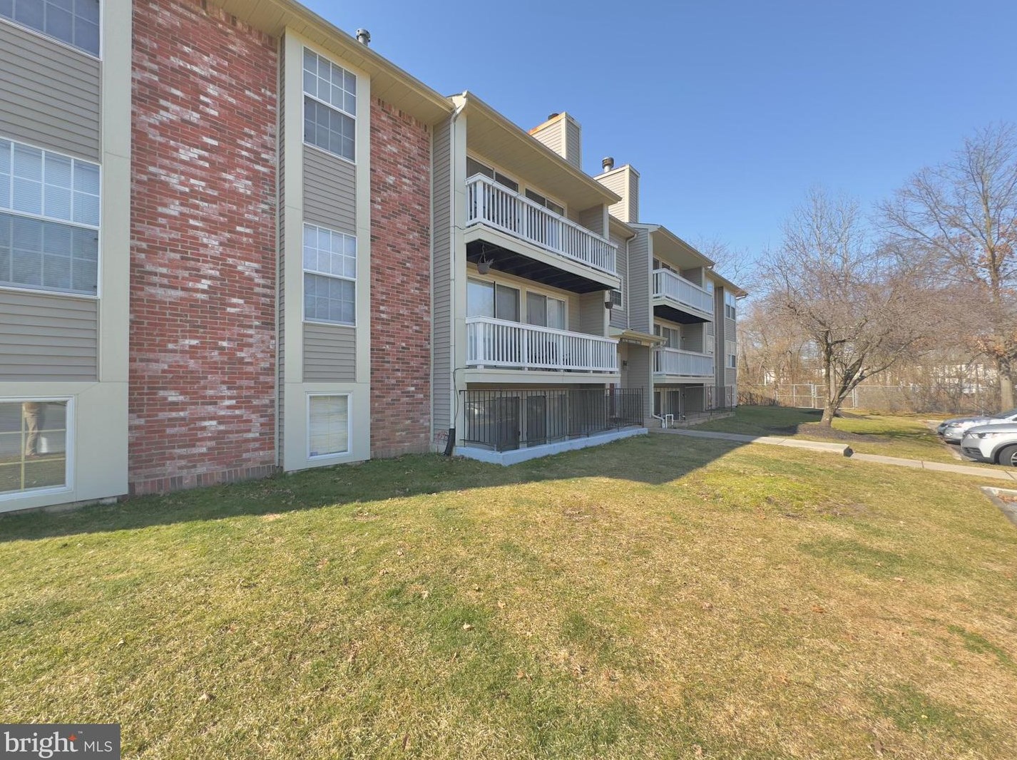 100 Kenwood Dr, Erial, NJ 08081