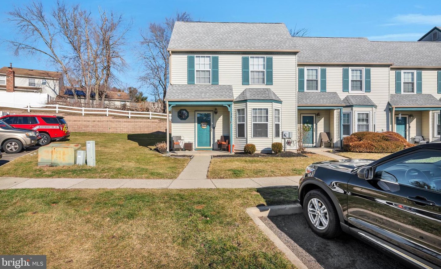 34 Knoll Dr, Blenheim, NJ 08012-5409
