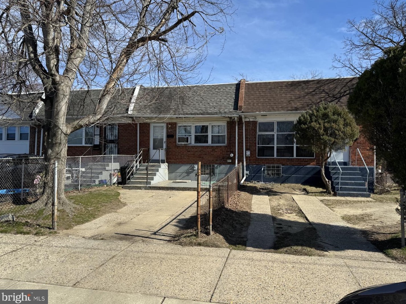 2442 Wainwright St, Camden, NJ 08104