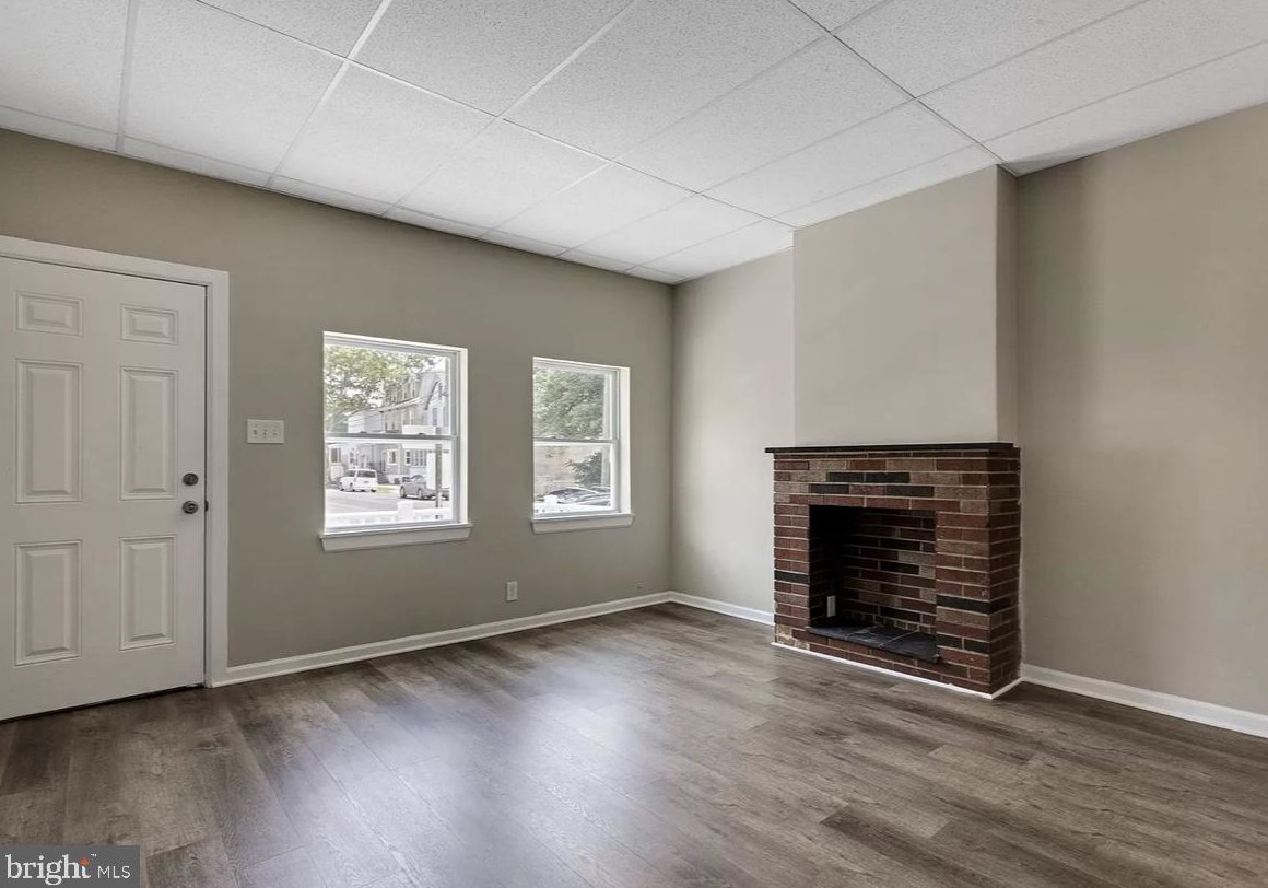 237 3rd St, Gloucester, NJ 08030